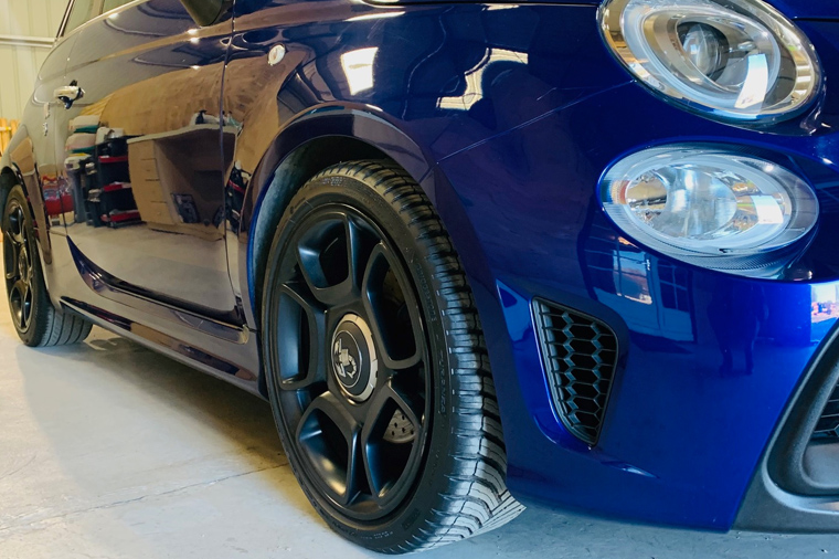 ABARTH AV GAUCHE GLOSS ABARTH AV GAUCHE GLOSS