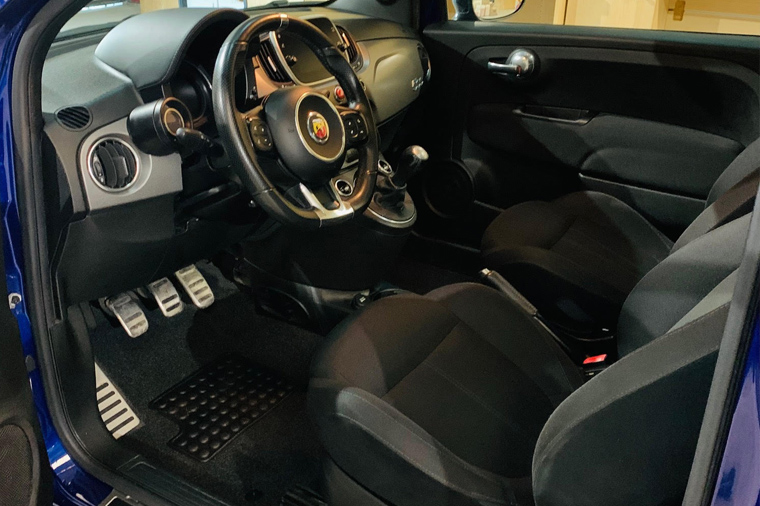 ABARTH INT GAUCHE ABARTH INT GAUCHE
